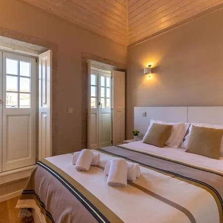 Portucale Guest House- Self Check-in Homestay Porto