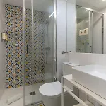Alloggio in famiglia Portucale Guest House- Self Check-in Oporto